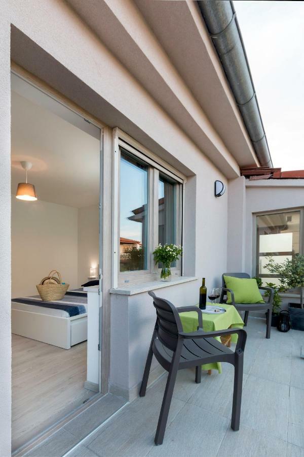 Sunsplash Apartments Pula Exteriér fotografie